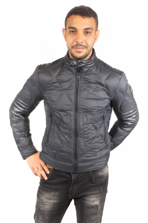  001 Black