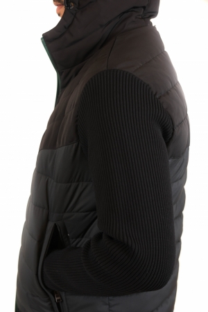  001 Black