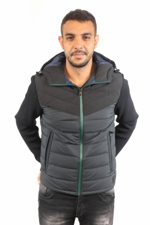  001 Black