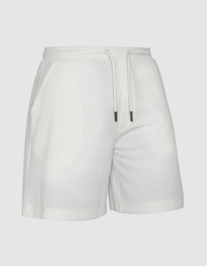  WHITE WHITE