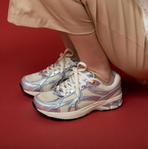 CITY RUN SILVER/TAN