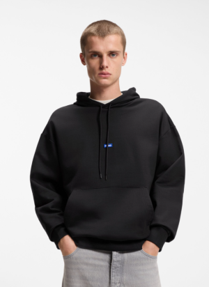  001