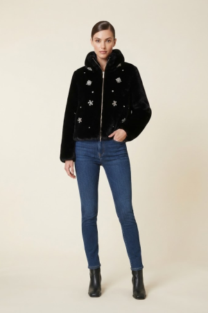  53 BLACK